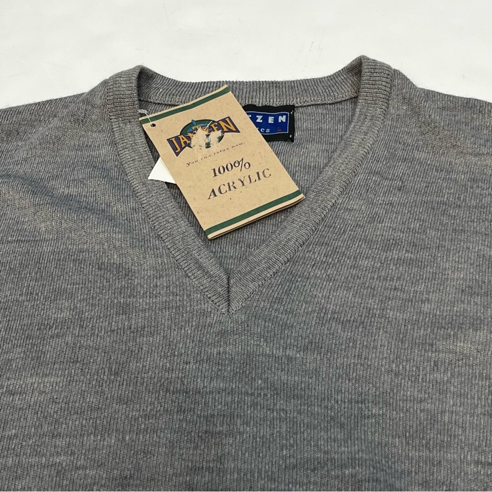 Vintage 80s Jantzen Acrylic Gray Pullover Sweater Men Large Pinhole Sleeve - Picture 8 of 16